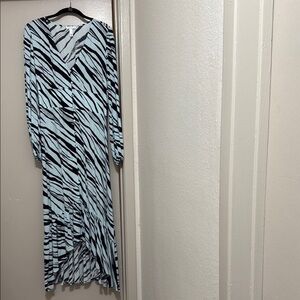 Stylish Zebra Print Maxi Dress